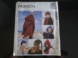 2485 MCCALLS CAPE, REVERSE HOOD SCARF, TOQUE, PILOT HAT, GLOVES PATTERN